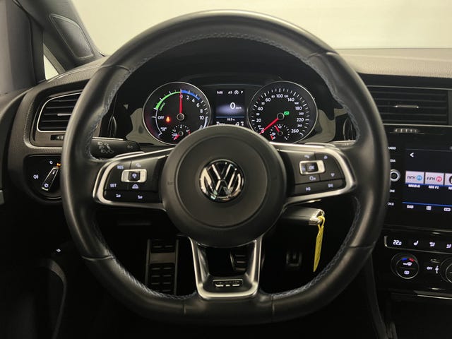 2018 VOLKSWAGEN GOLF - 18