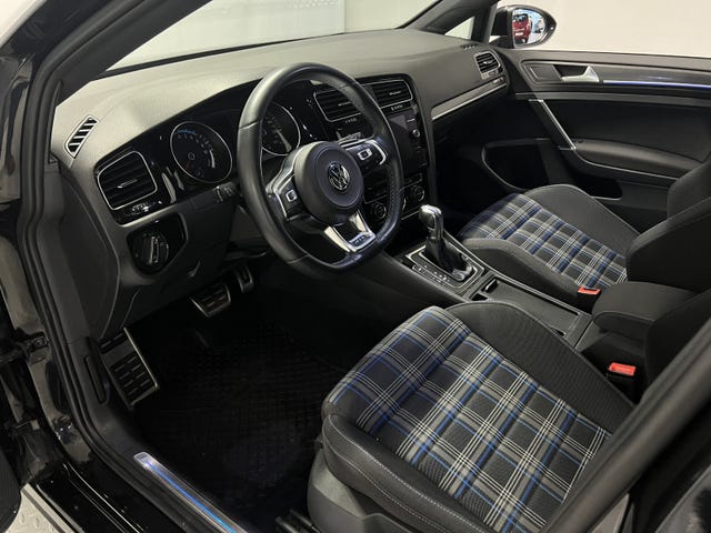 2018 VOLKSWAGEN GOLF - 37