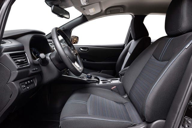 2022 NISSAN LEAF - 9