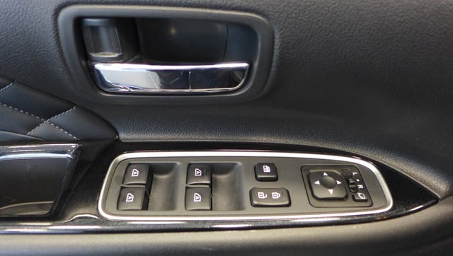 2020 MITSUBISHI OUTLANDER - 12