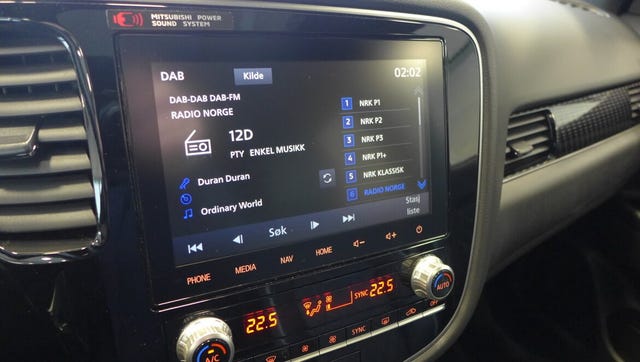 2020 MITSUBISHI OUTLANDER - 25