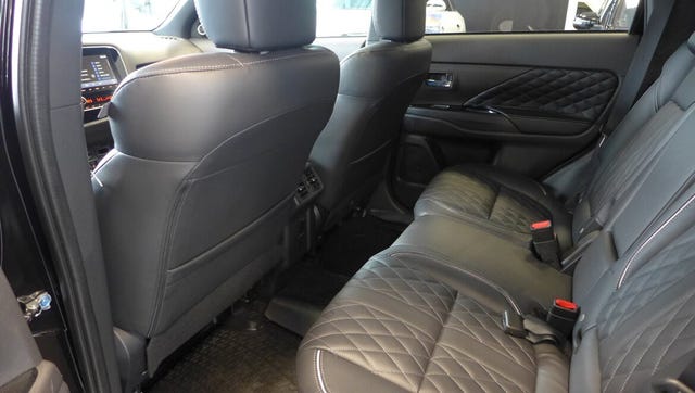 2020 MITSUBISHI OUTLANDER - 33