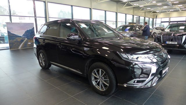 2020 MITSUBISHI OUTLANDER - 9
