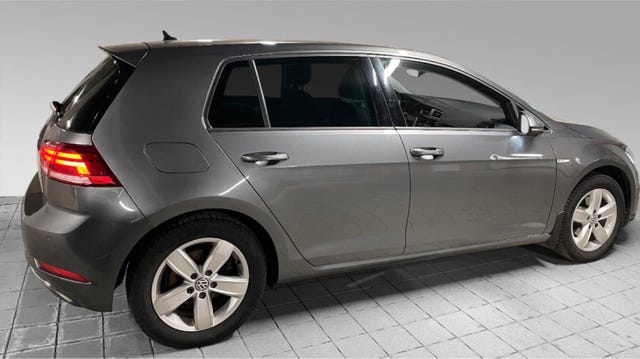 WVWZZZAUZJW900285 2018 VOLKSWAGEN GOLF-4