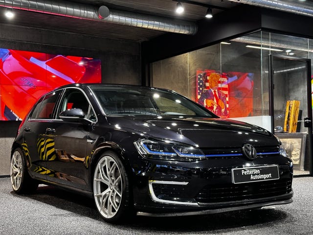 WVWZZZAUZKW914586 2019 VOLKSWAGEN GOLF-1