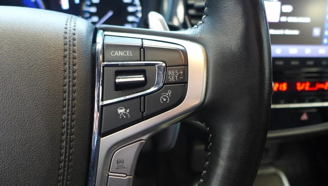 2020 MITSUBISHI OUTLANDER - 25