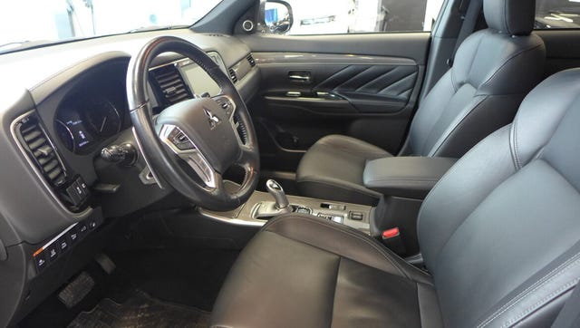 2020 MITSUBISHI OUTLANDER - 13