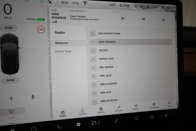 2022 TESLA MODEL 3 - 24