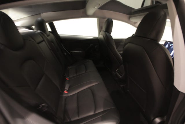 2022 TESLA MODEL 3 - 10