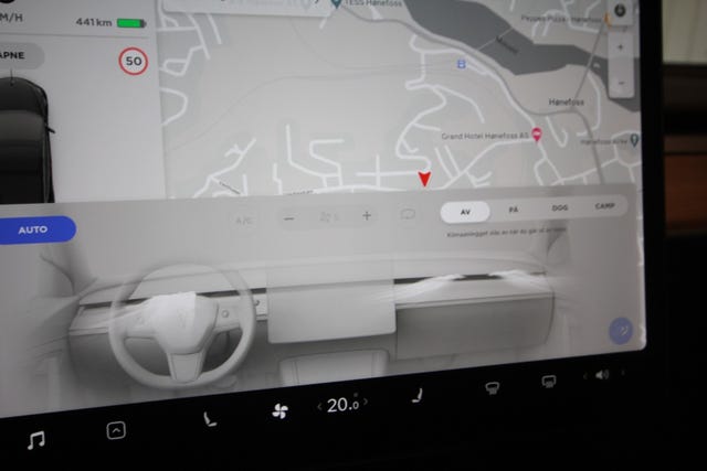 2022 TESLA MODEL 3 - 28