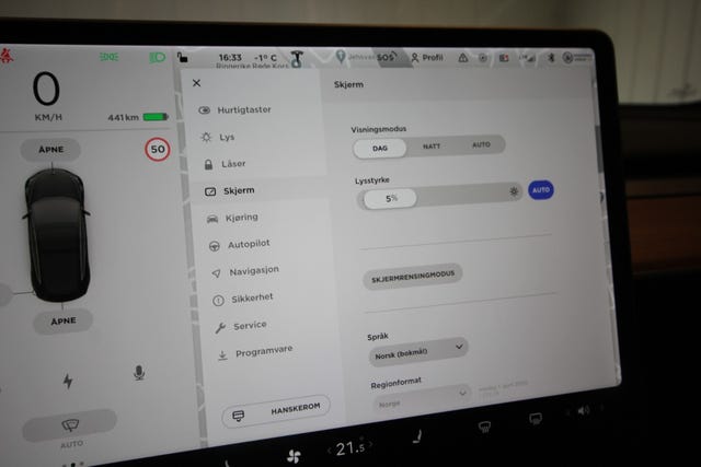 2022 TESLA MODEL 3 - 17