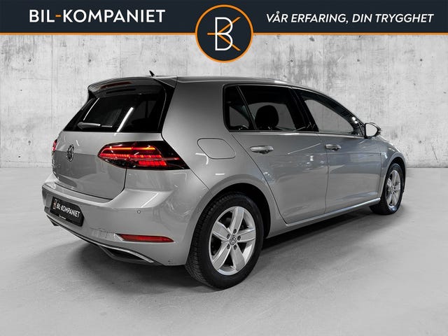 WVWZZZAUZJW901074 2018 VOLKSWAGEN GOLF-3