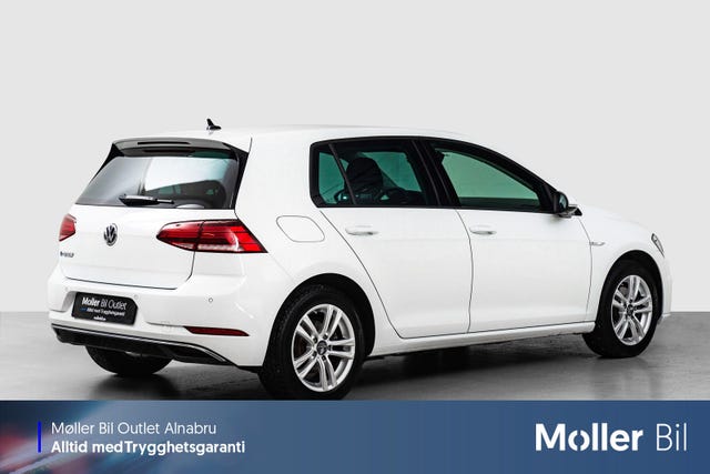 WVWZZZAUZJW909766 2018 VOLKSWAGEN GOLF-1