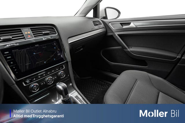 2018 VOLKSWAGEN GOLF - 12