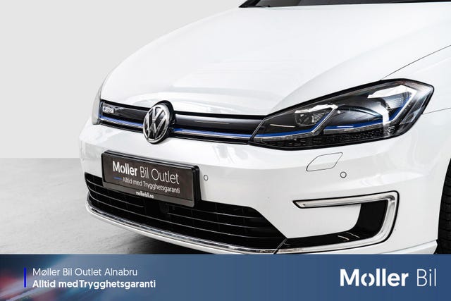 WVWZZZAUZJW909766 2018 VOLKSWAGEN GOLF-4