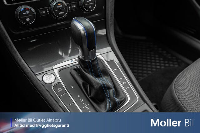 2018 VOLKSWAGEN GOLF - 18