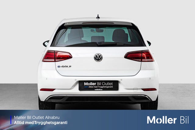 WVWZZZAUZJW909766 2018 VOLKSWAGEN GOLF-3
