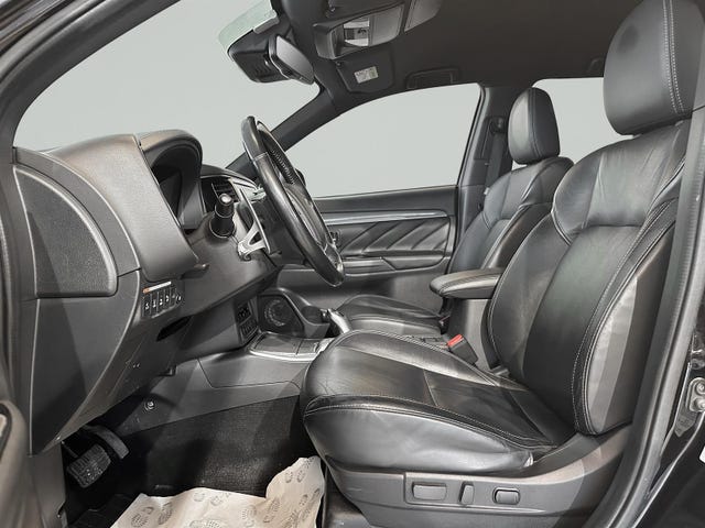 2020 MITSUBISHI OUTLANDER - 12