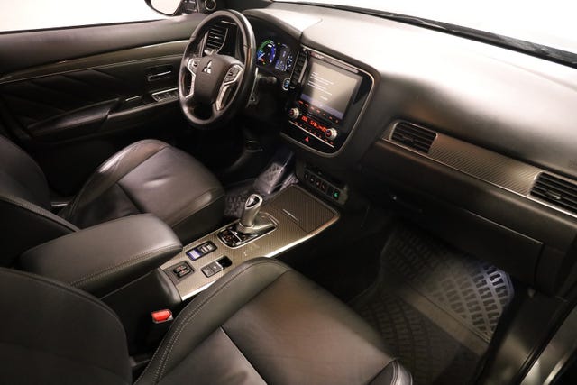 2020 MITSUBISHI OUTLANDER - 8