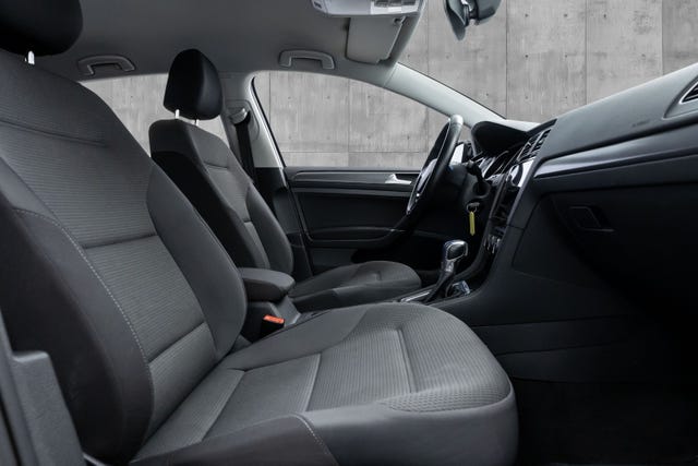 2019 VOLKSWAGEN GOLF - 15