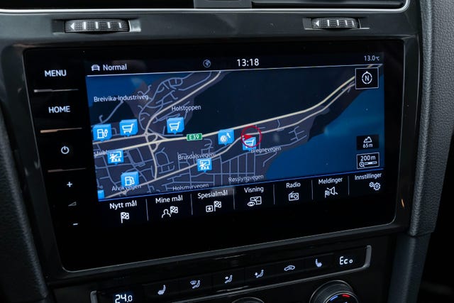 2019 VOLKSWAGEN GOLF - 25