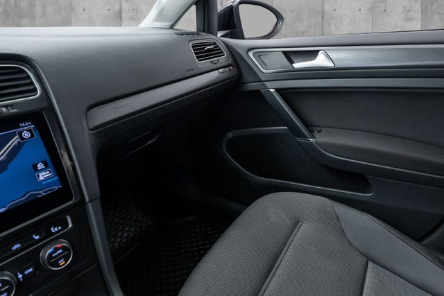 2019 VOLKSWAGEN GOLF - 14