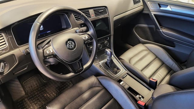 2019 VOLKSWAGEN GOLF - 12