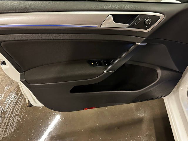 2015 VOLKSWAGEN GOLF - 14