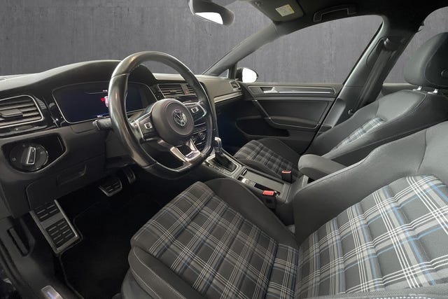 2018 VOLKSWAGEN GOLF - 9