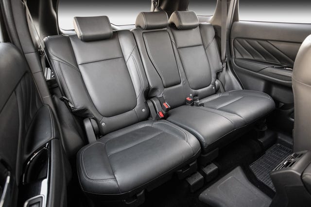 2020 MITSUBISHI OUTLANDER - 23