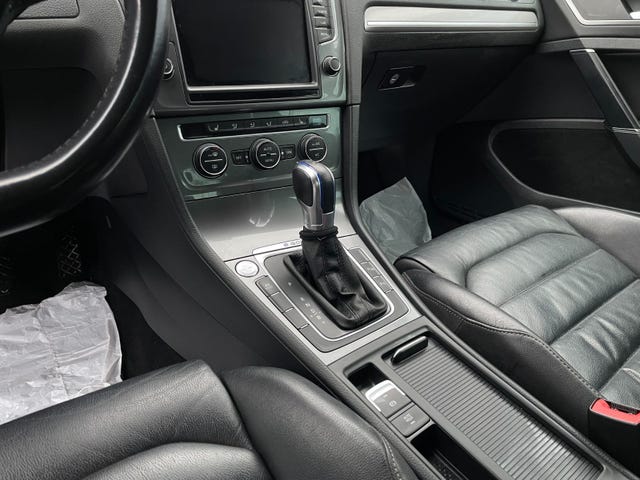 2015 VOLKSWAGEN GOLF - 13