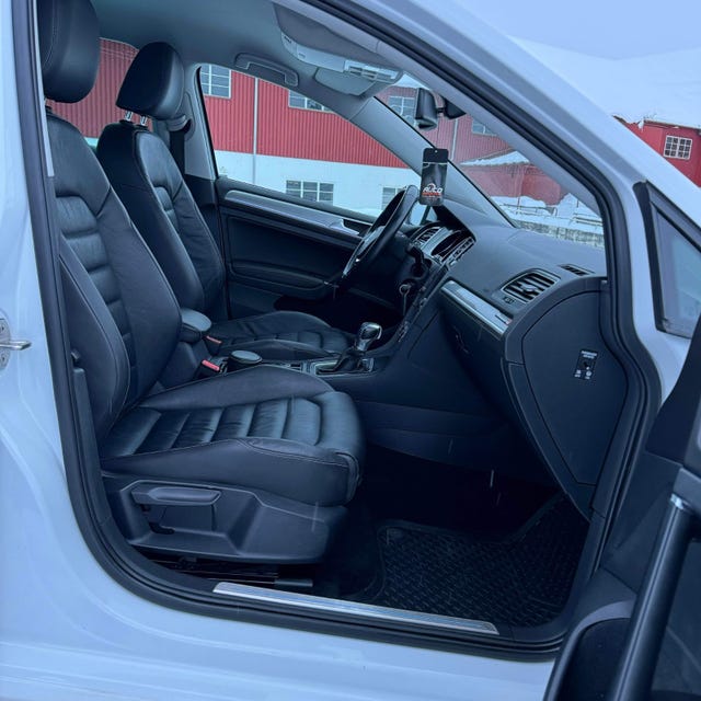 2015 VOLKSWAGEN GOLF - 17