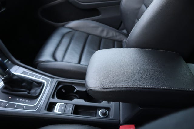 2018 VOLKSWAGEN GOLF - 23