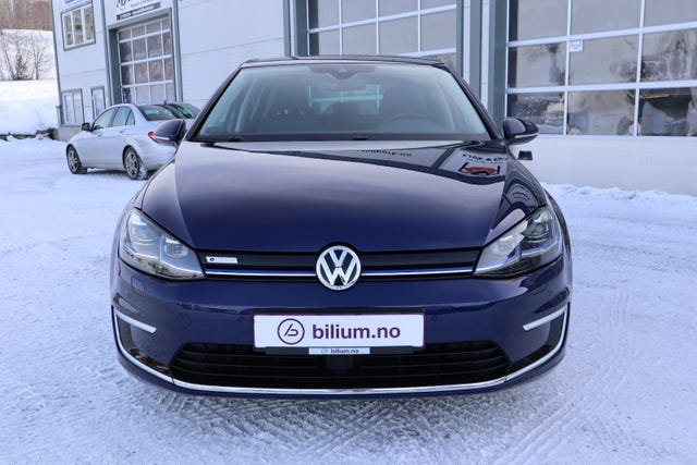 WVWZZZAUZJW902431 2018 VOLKSWAGEN GOLF-3