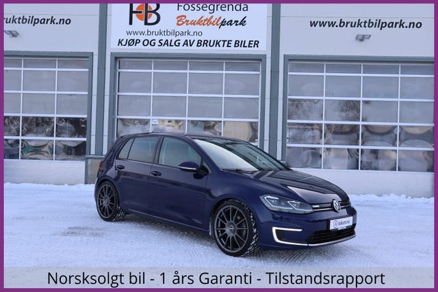 WVWZZZAUZJW902431 2018 VOLKSWAGEN GOLF-0