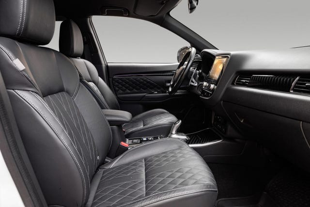 2020 MITSUBISHI OUTLANDER - 27