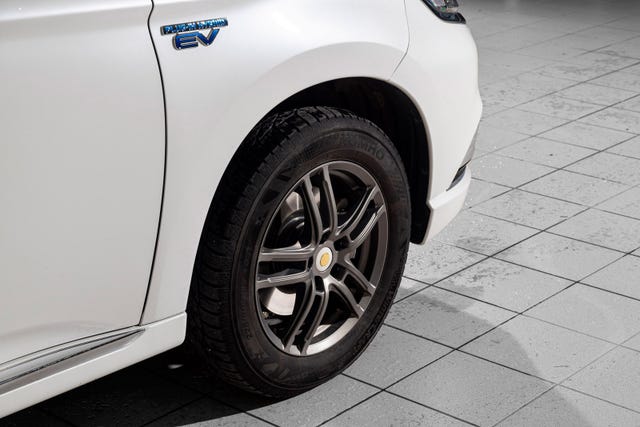 2020 MITSUBISHI OUTLANDER - 31