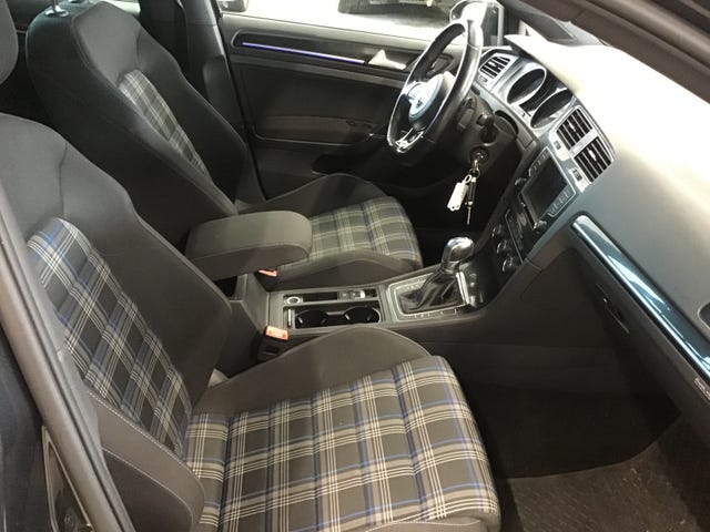 2015 VOLKSWAGEN GOLF - 21