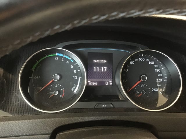 2015 VOLKSWAGEN GOLF - 20