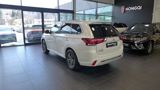 JMBXDGG3WLZ021684 2020 MITSUBISHI OUTLANDER-3