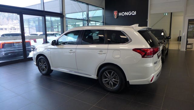 JMBXDGG3WLZ021684 2020 MITSUBISHI OUTLANDER-2