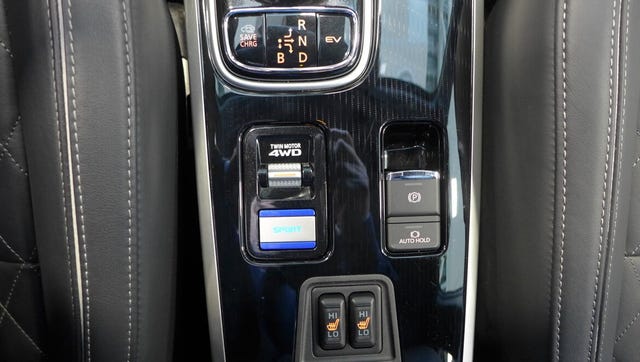 2020 MITSUBISHI OUTLANDER - 27