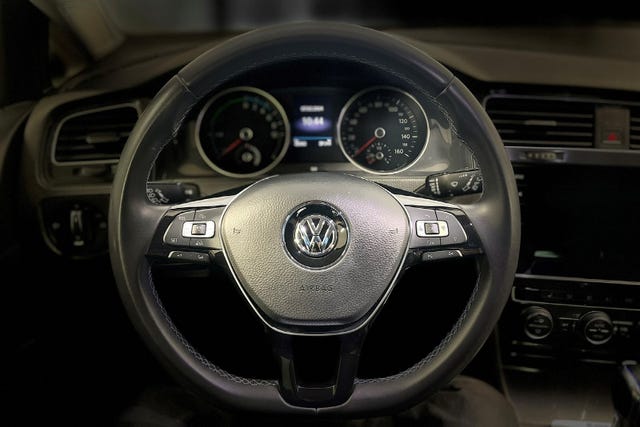 2018 VOLKSWAGEN GOLF - 12