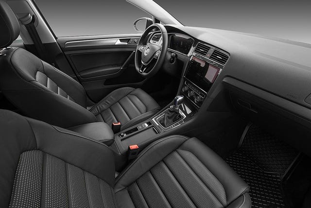 2018 VOLKSWAGEN GOLF - 11