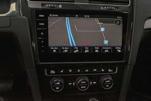 2018 VOLKSWAGEN GOLF - 15