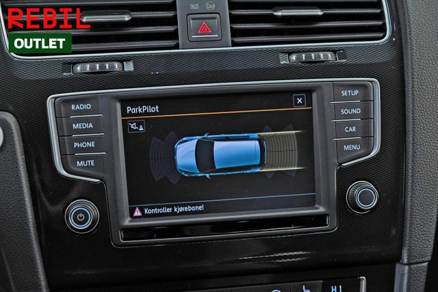 2015 VOLKSWAGEN GOLF - 18