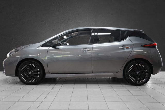 2022 NISSAN LEAF - 7