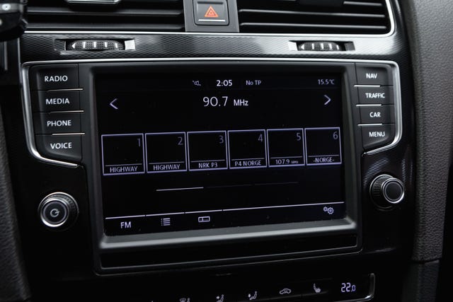2015 VOLKSWAGEN GOLF - 19