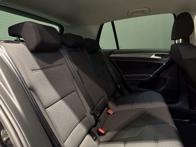 2018 VOLKSWAGEN GOLF - 15