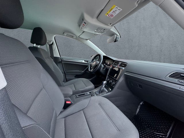 2019 VOLKSWAGEN GOLF - 18